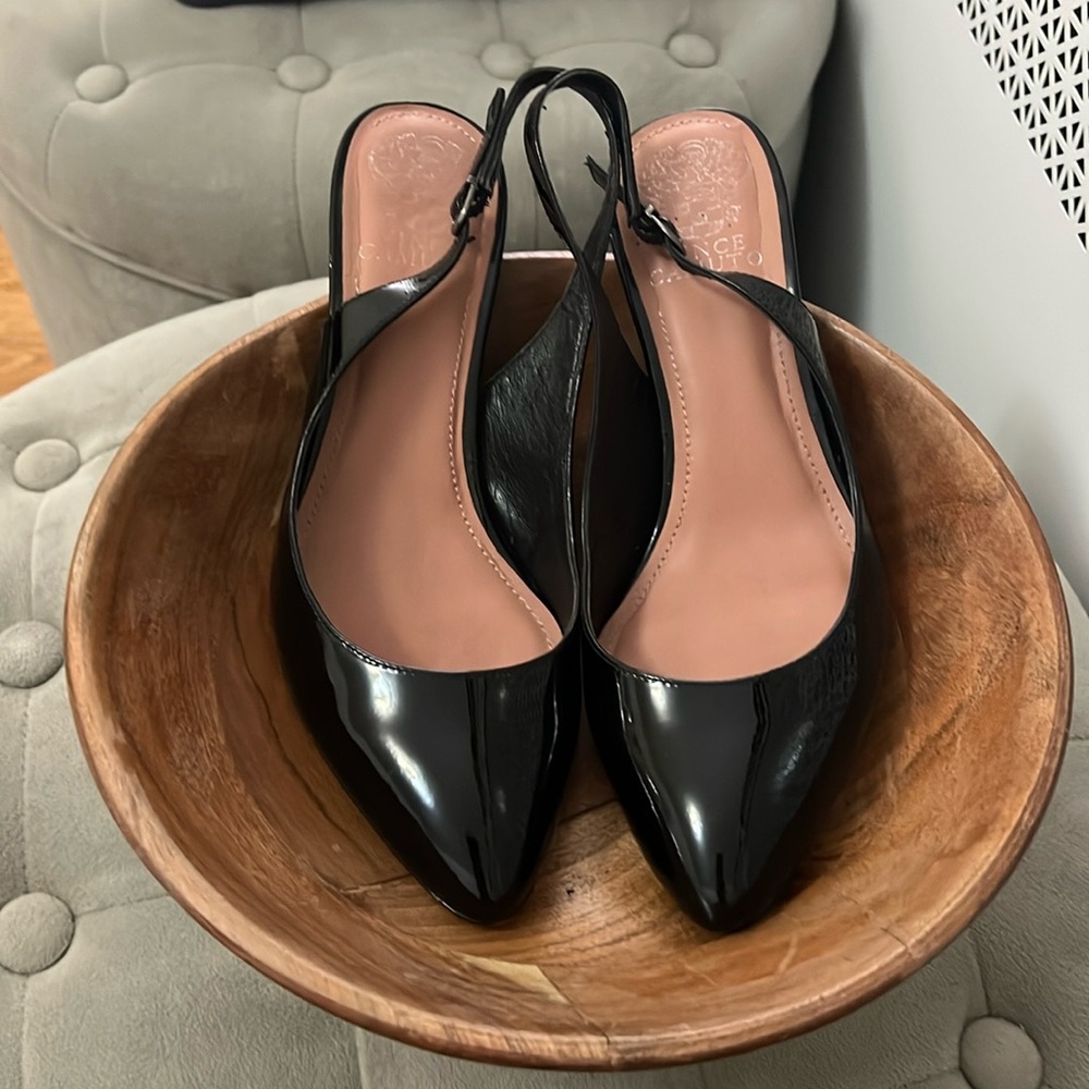 Vince Camuto Patent Leather Slingback heels
Size 7